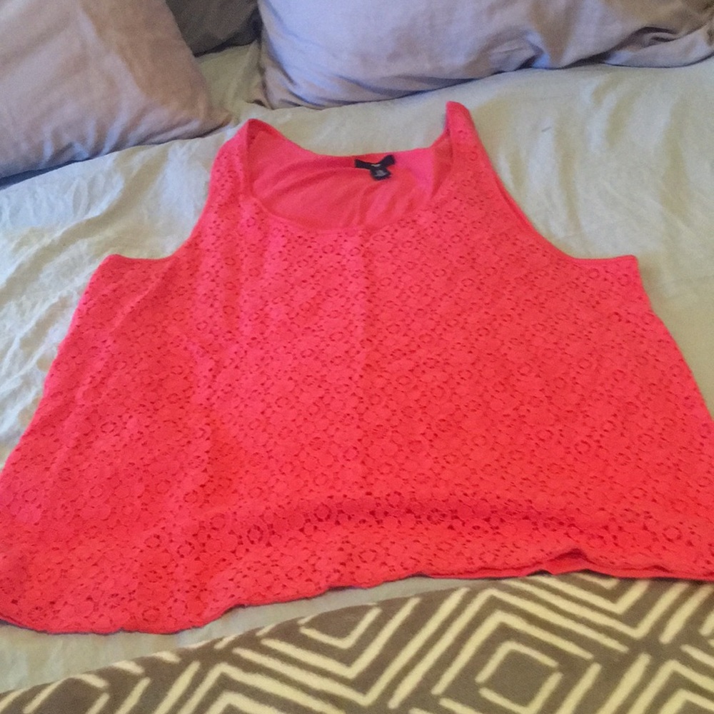 Gap lace tank